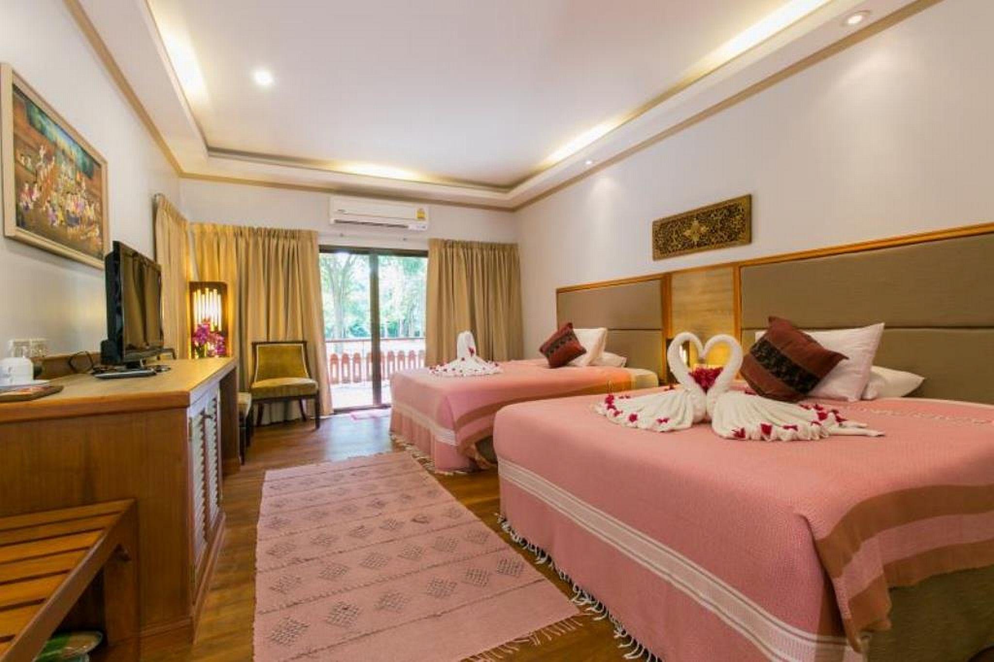 รีสอร์ท วนา วาริน 3*